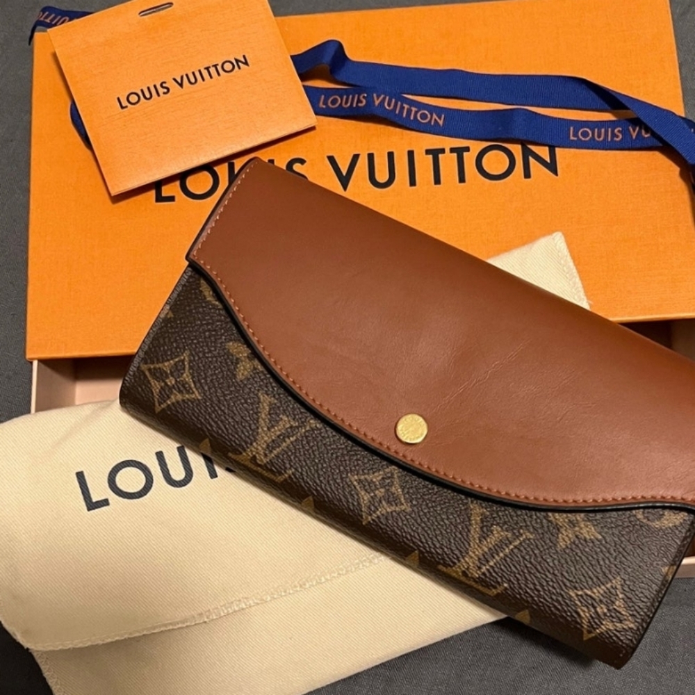 Authentic Louis Vuitton Monogram Sarah Tuileries 🥰